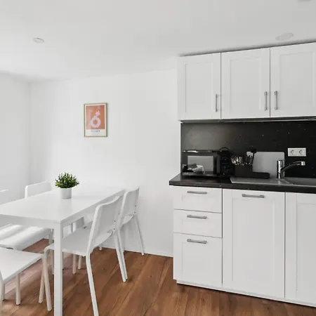 Monteur - Fuer Bis Zu 5 Personen In 63075 - Of01 Apartmán *
